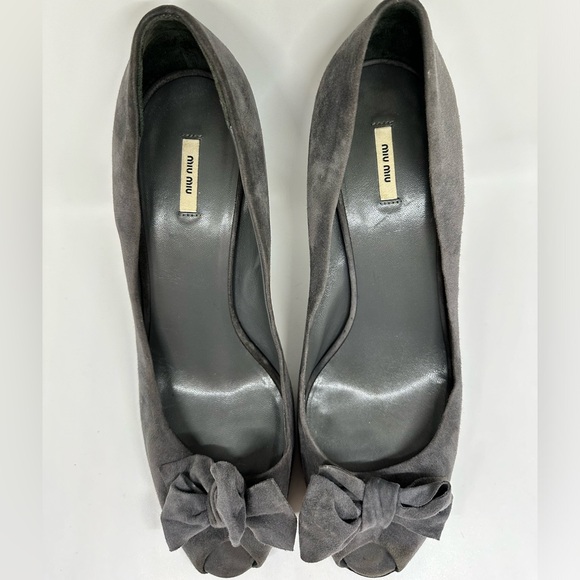 Miu Miu Grey Suede Peep Tow Bow Stiletto‎ Heels size 10.5 (40.5) EUC! 😍 - Picture 7 of 14